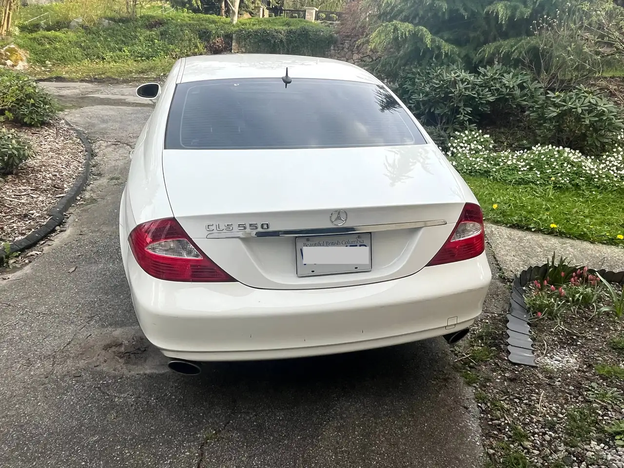 Mercedes-Benz CLS снимка Mercedes-Benz CLS