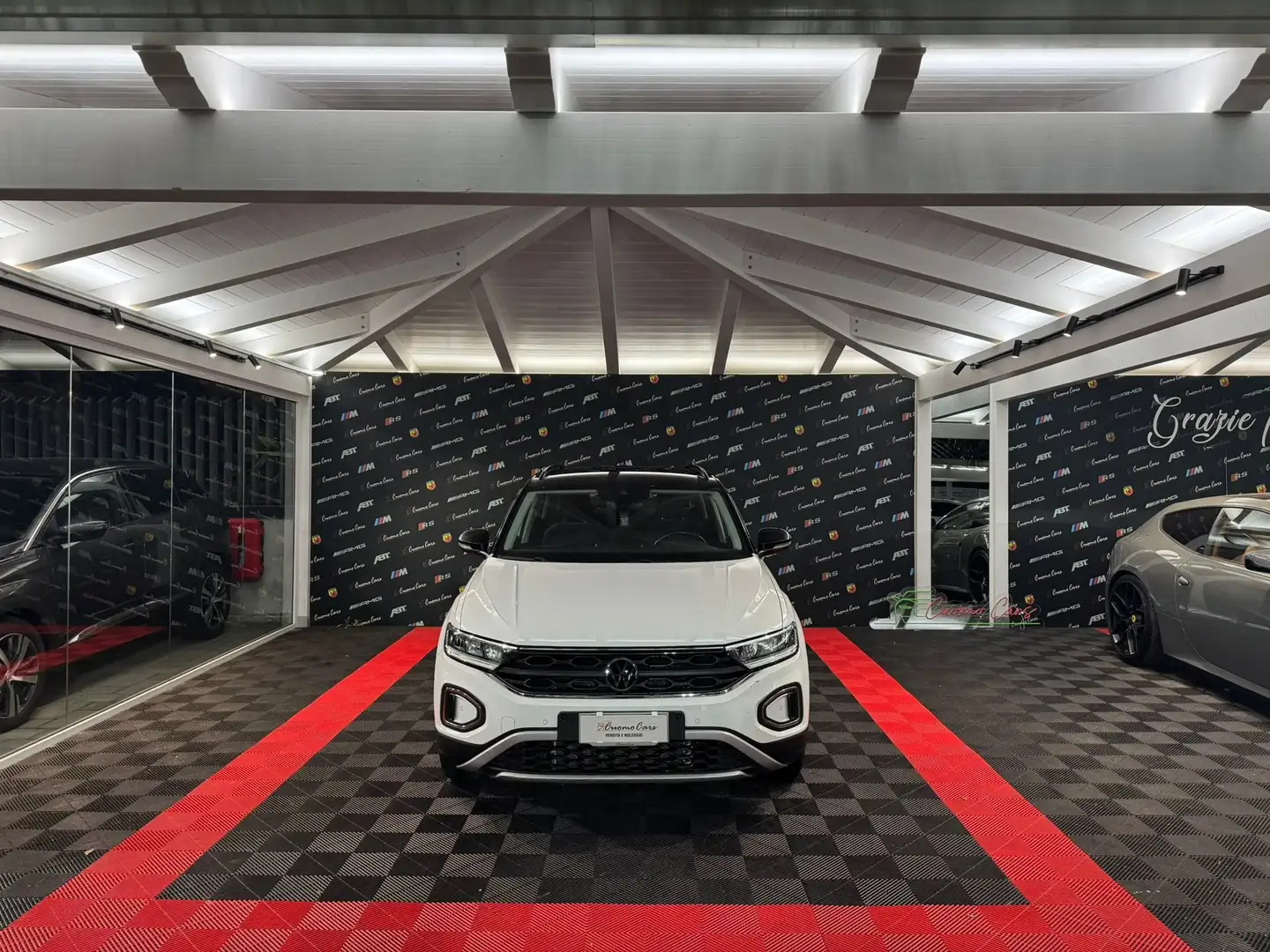Volkswagen T-Roc 2.0 tdi Style 150cv dsg Bianco - 2