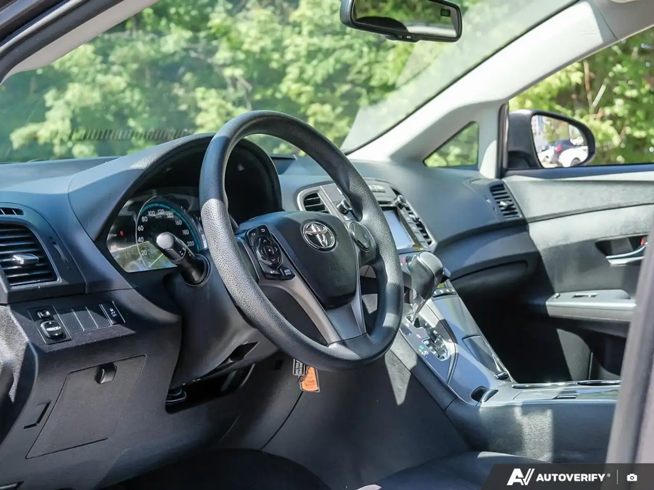 Toyota Venza снимка Toyota Venza