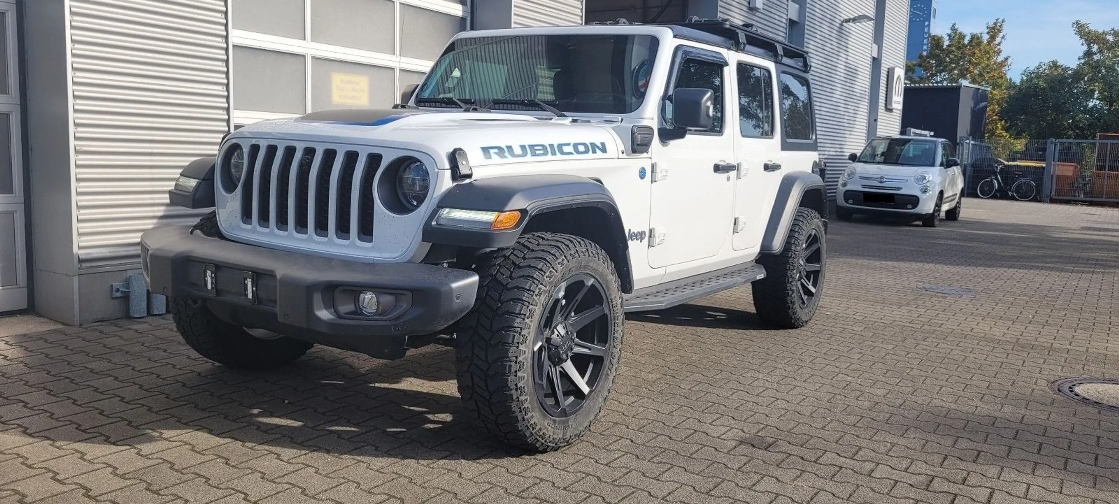 Jeep Wrangler Unlimited Plug-In Hybrid Rubicon — photo 2