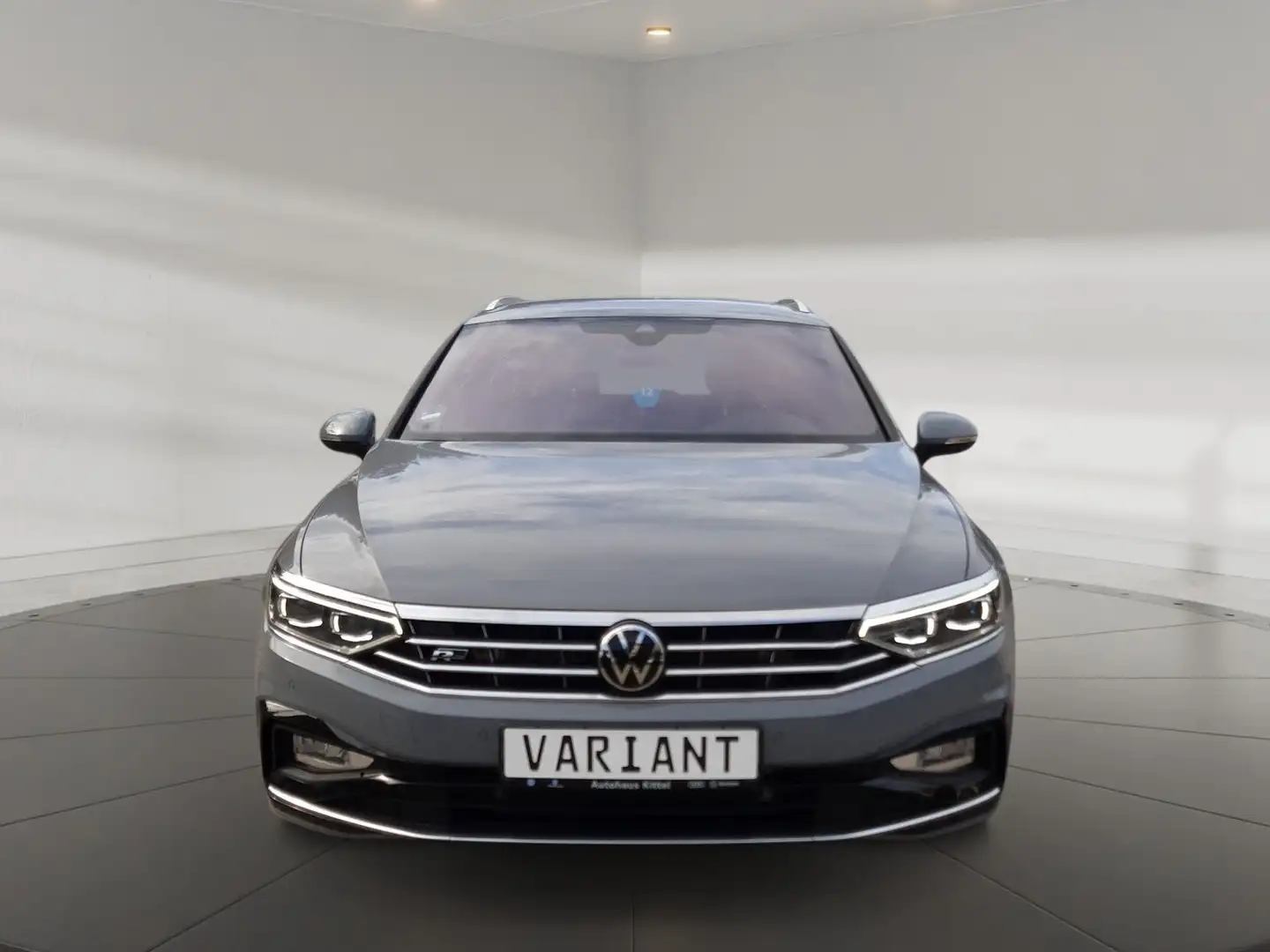 Volkswagen Passat Variant Elegance 2,0 TDI SCR 4M OTION 147 Grigio - 1