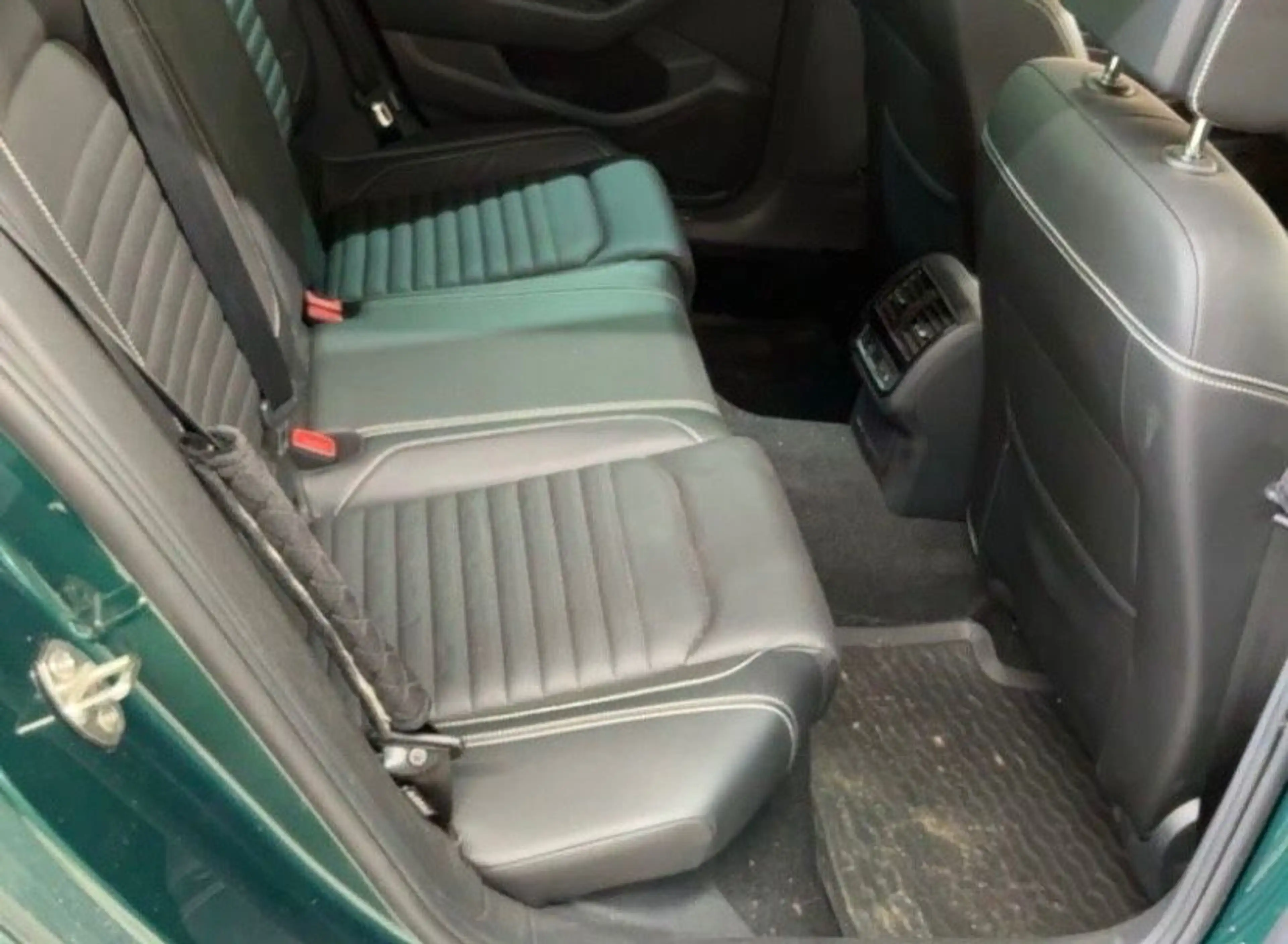Volkswagen Passat Alltrack — photo 13