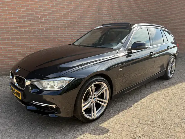 BMW 328 3-serie Touring 328i High Executive Panorama - Led