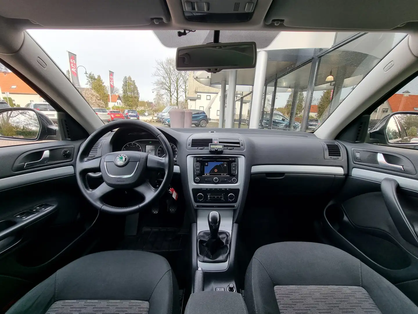 Skoda Octavia Combi 1.8 TSI Ambition Business Line | Goed onderh Schwarz - 2