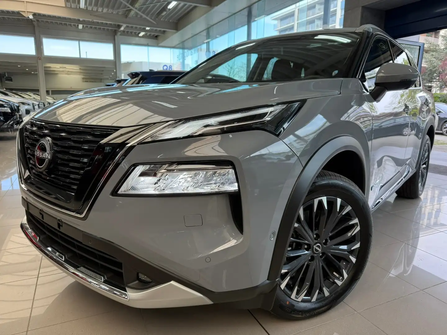 Nissan X-Trail e-Power e-4ORCE TEKNA + NIEUW - 0 KM !!! Grijs - 1