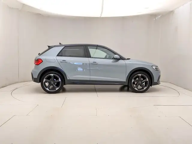 Audi A1 view 3