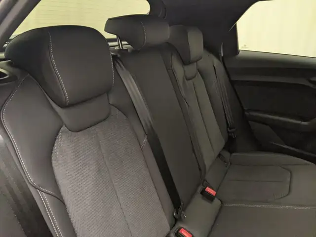 Audi A1 view 8