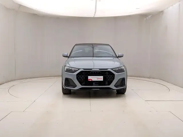 Audi A1 view 2