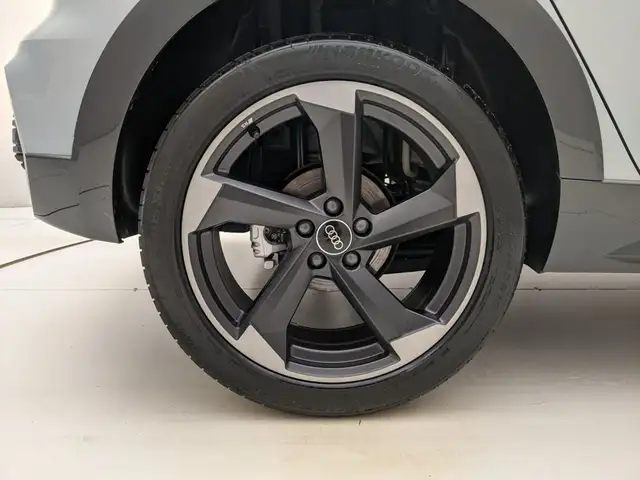 Audi A1 view 9