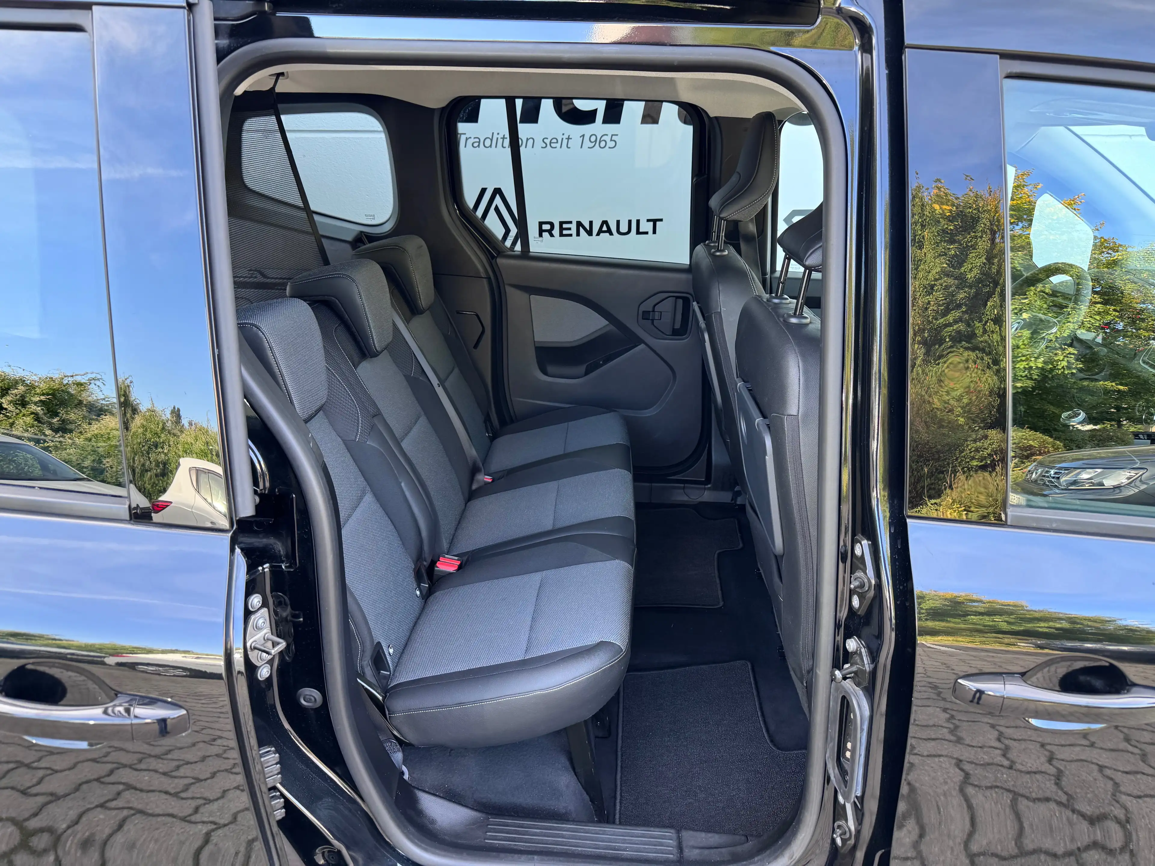 Renault Kangoo Techno TCe 130 Navi Kamera Sitzheizung — photo 8