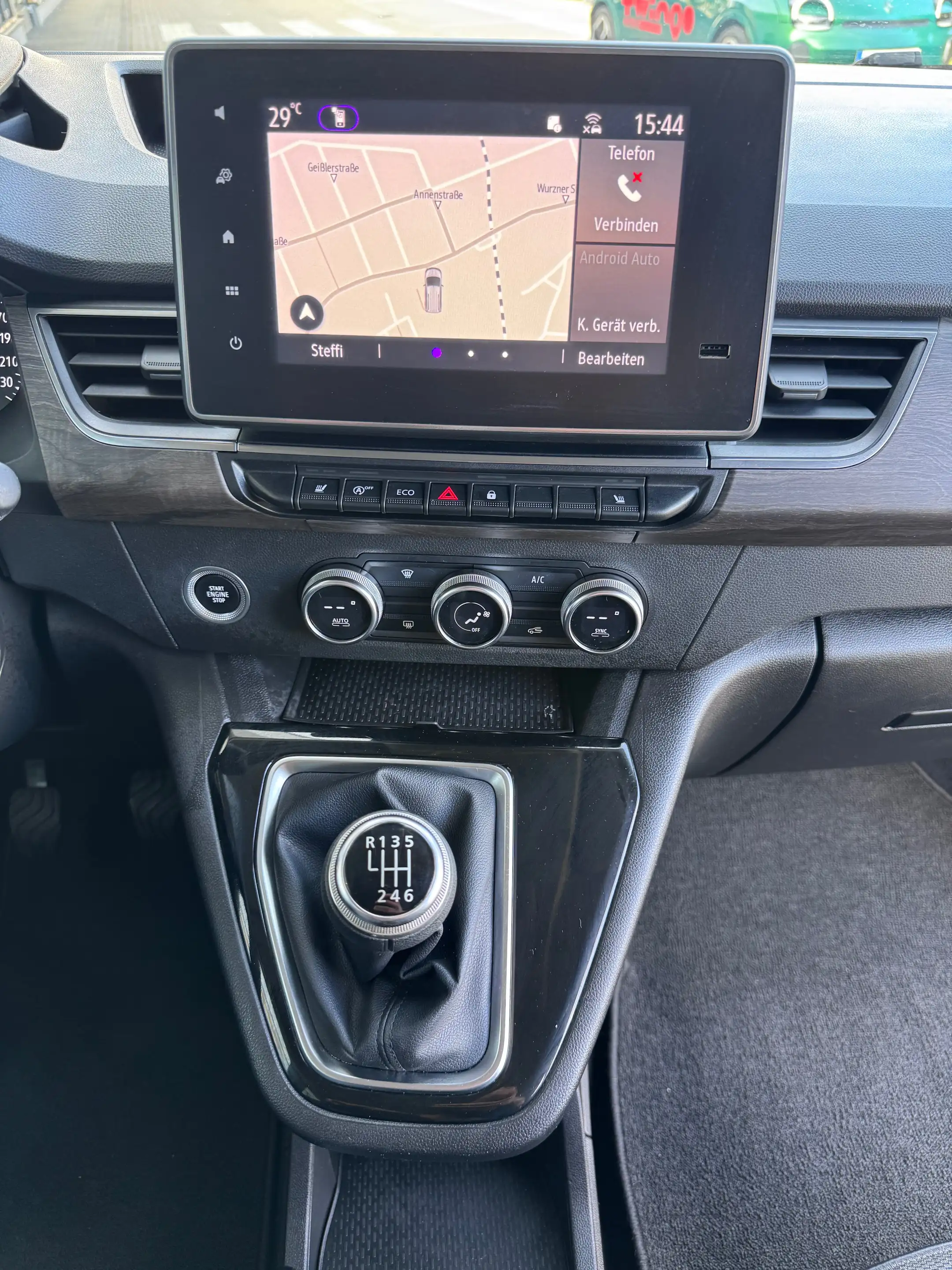 Renault Kangoo Techno TCe 130 Navi Kamera Sitzheizung — photo 13
