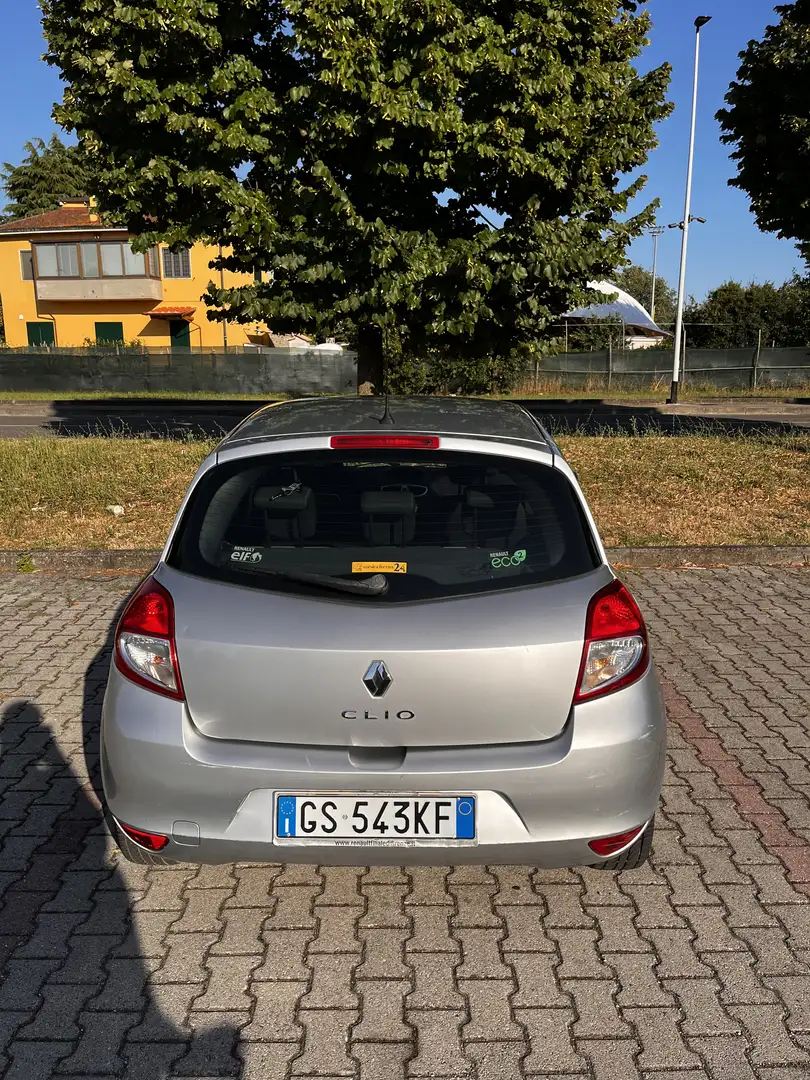 Renault Clio 5p 1.2 16v Confort - 2