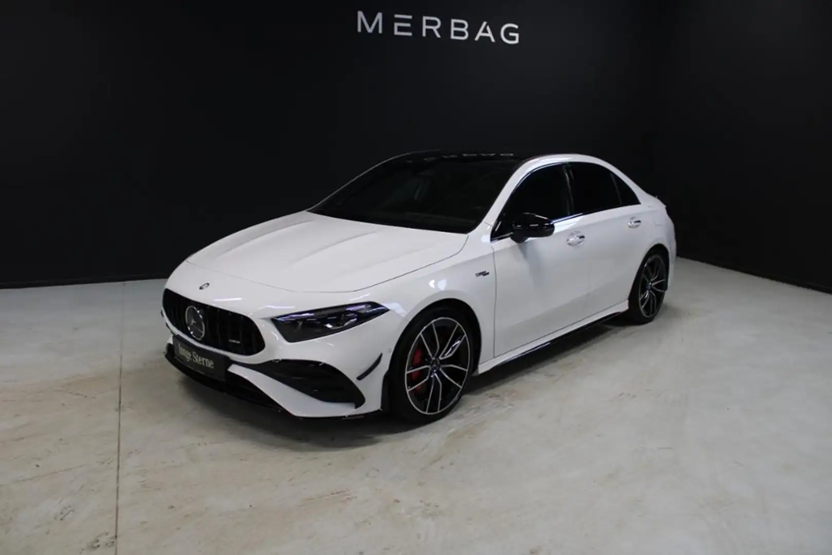 Mercedes-Benz A 35 AMG AMG A 35 4M *LIM AERO PANO NIGHT II BEAM BUR 19" Weiß - 1