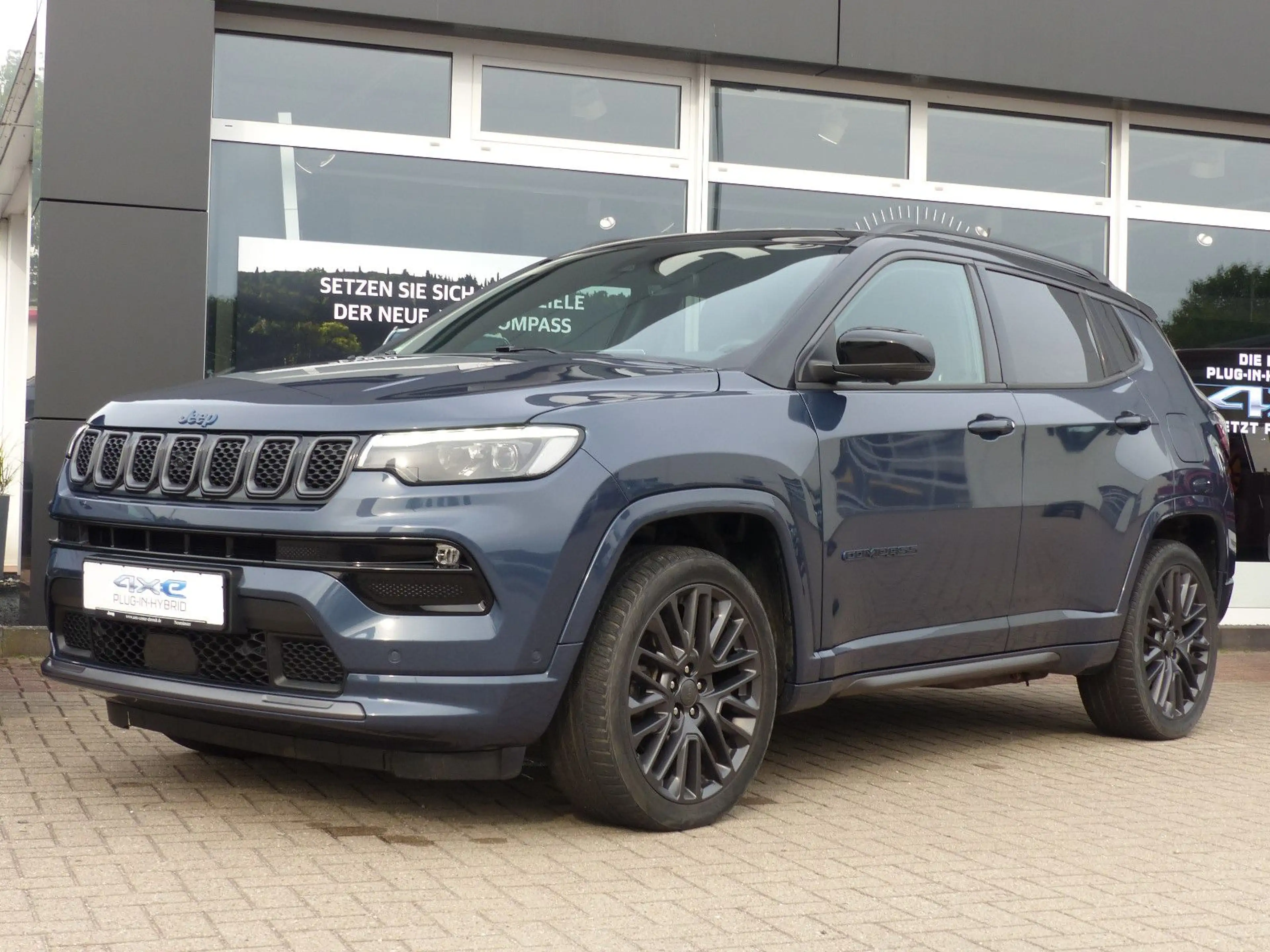 Jeep Compass S PHEV LED Navi Leder AHK