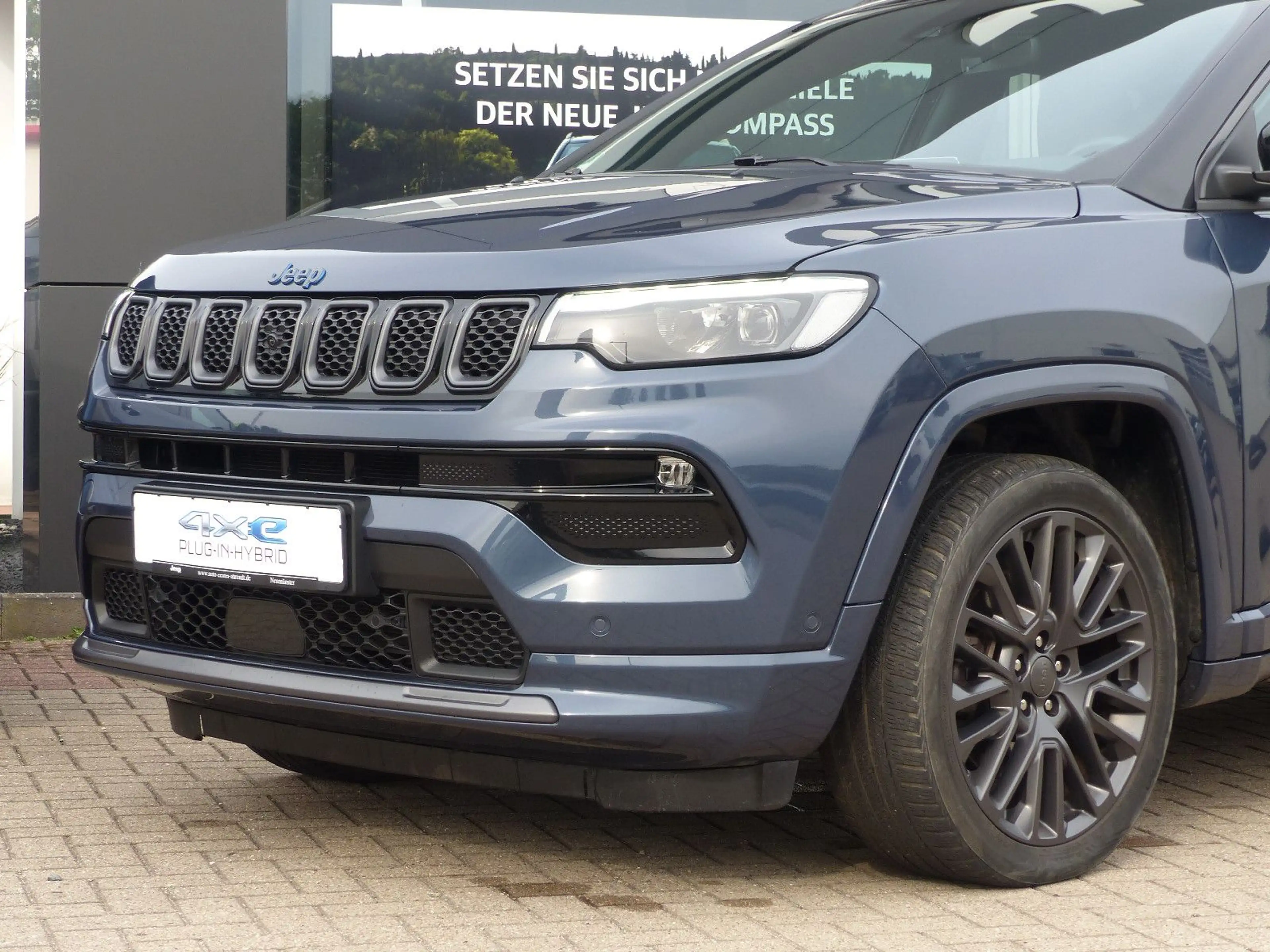 Jeep Compass S PHEV LED Navi Leder AHK — photo 2