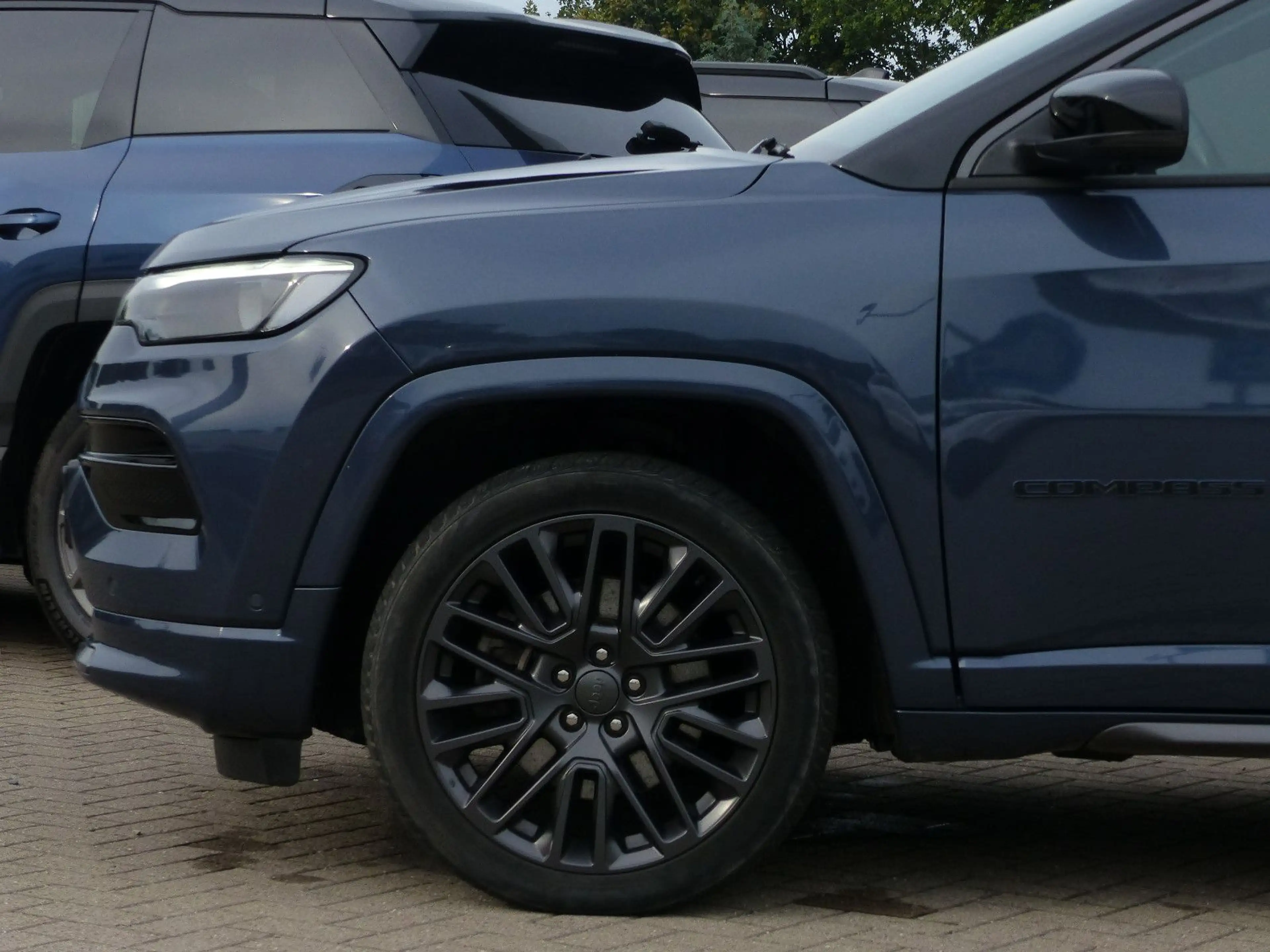 Jeep Compass S PHEV LED Navi Leder AHK — photo 10
