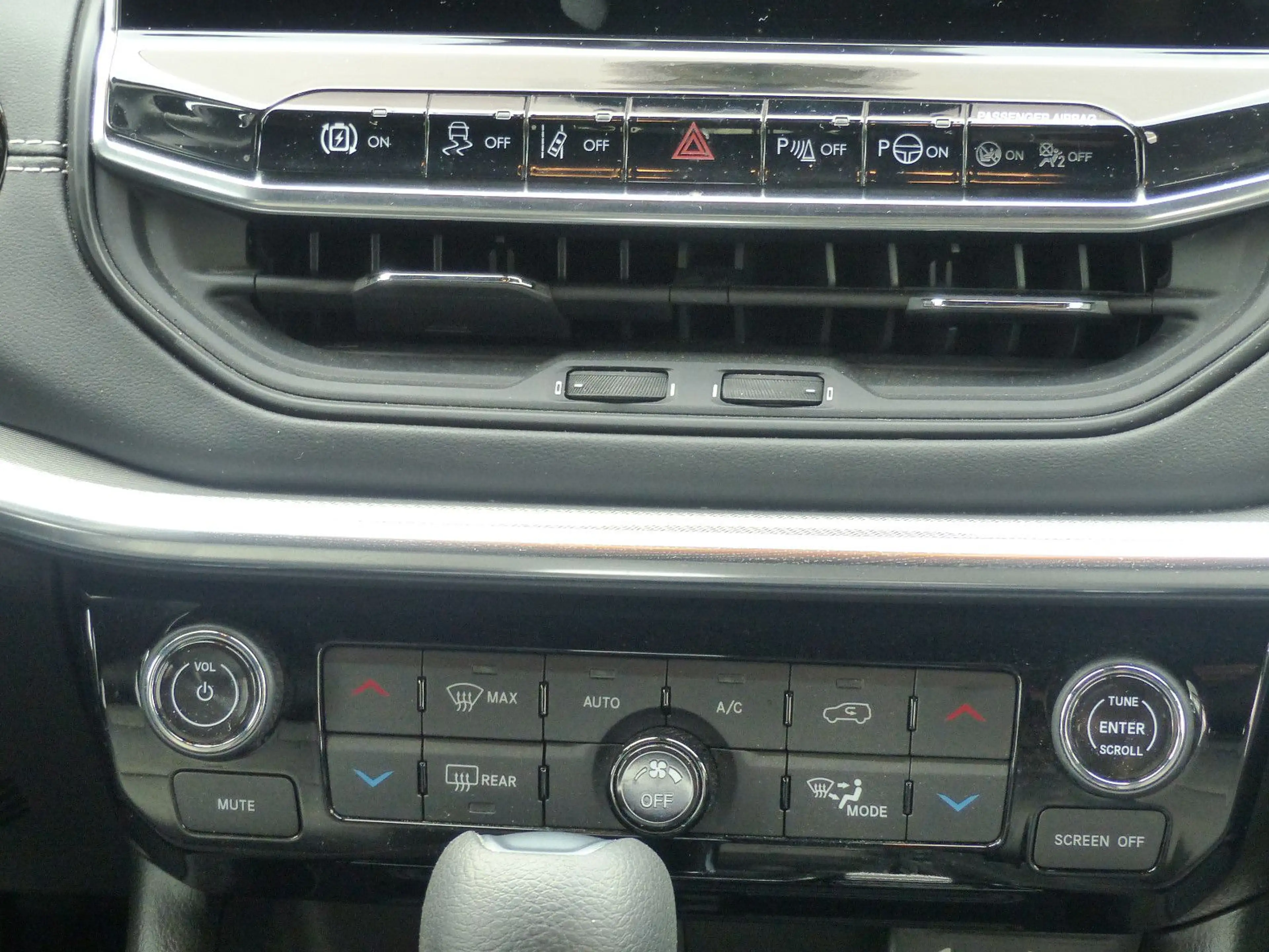 Jeep Compass S PHEV LED Navi Leder AHK — photo 15