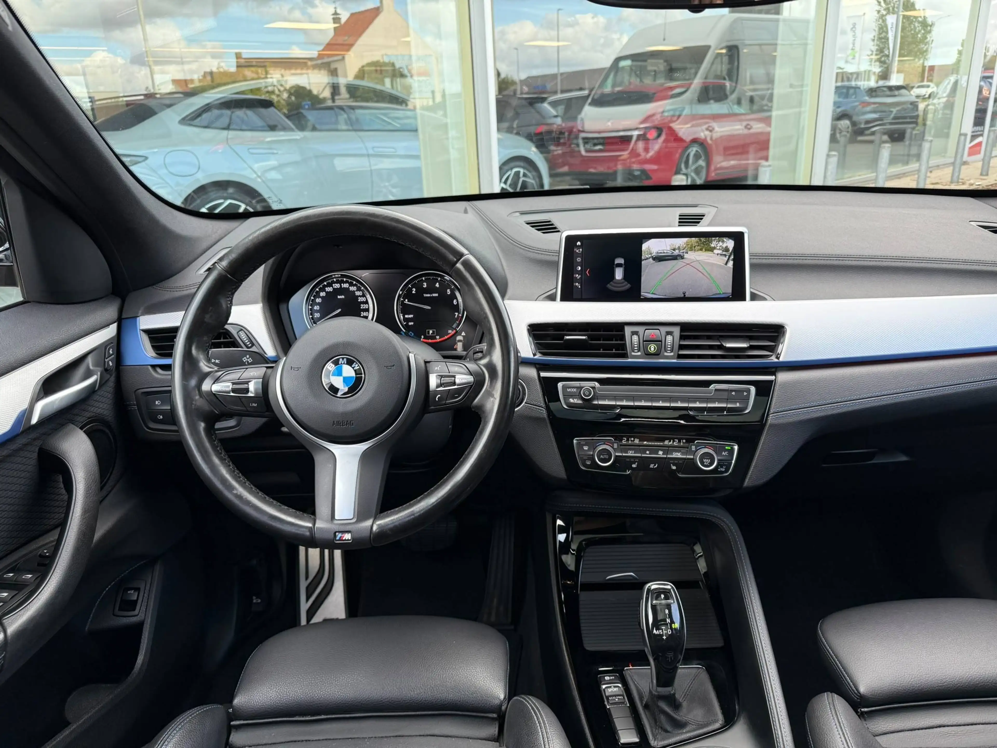 BMW X1 M PACK / PANO / TREKHAAK / NAVI / SFEERLICHT / — photo 19