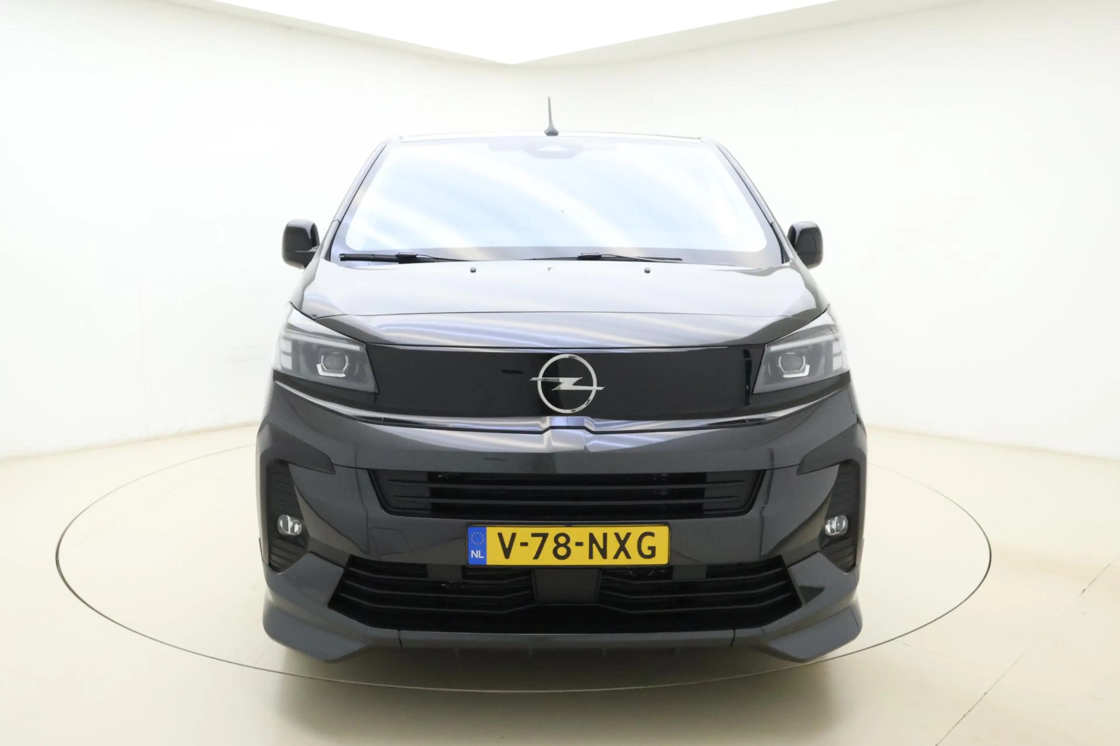 Opel Vivaro-e Electric L3 75 kWh | DEMO | Lederen bekleding | ST — photo 7