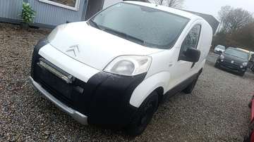 Camionette1,4HDI/roule bien/Bon pneus hiver