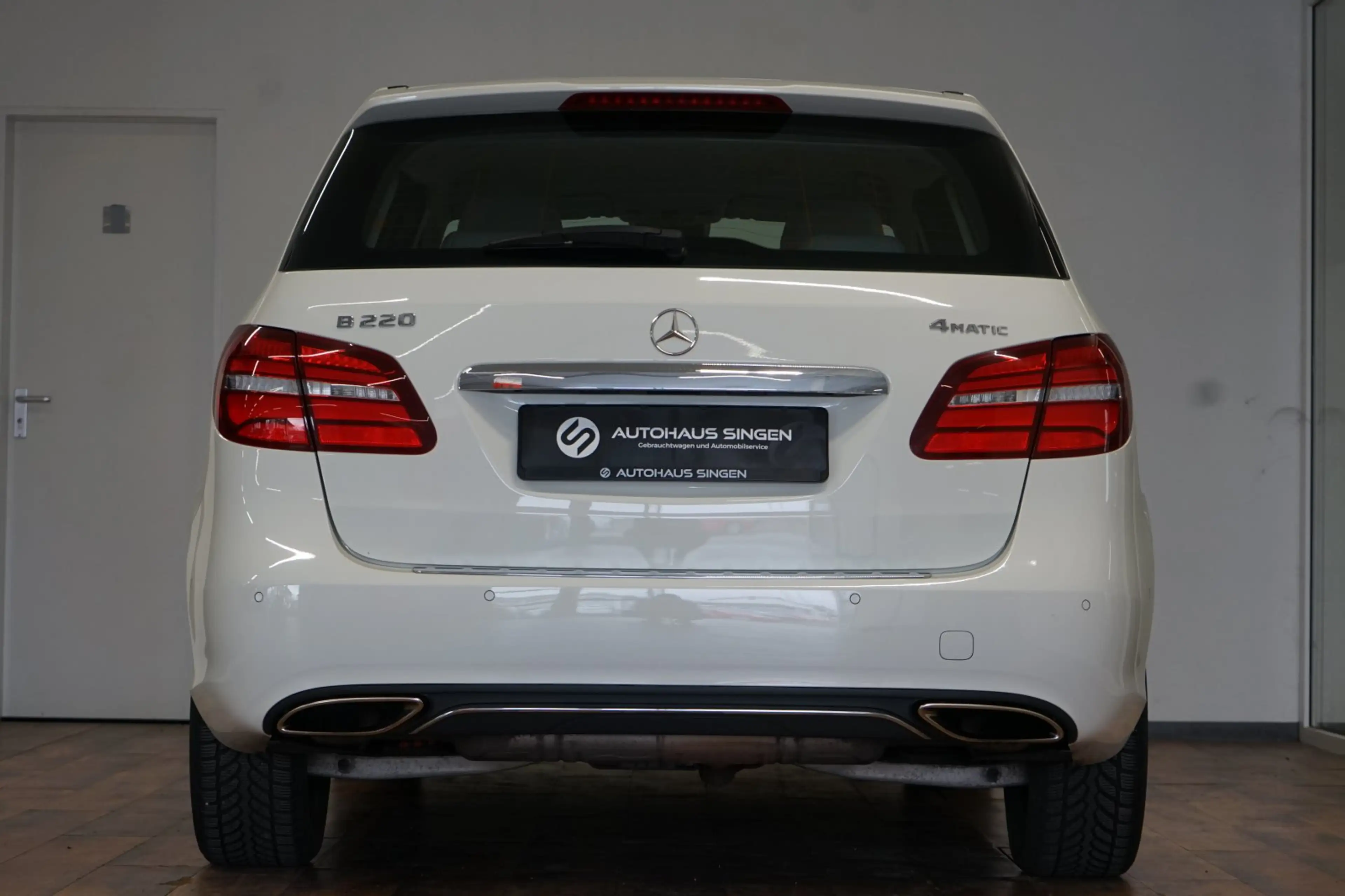 Mercedes-Benz B 220 Urban|4MATIC|LED|NAVI|PARK — photo 14