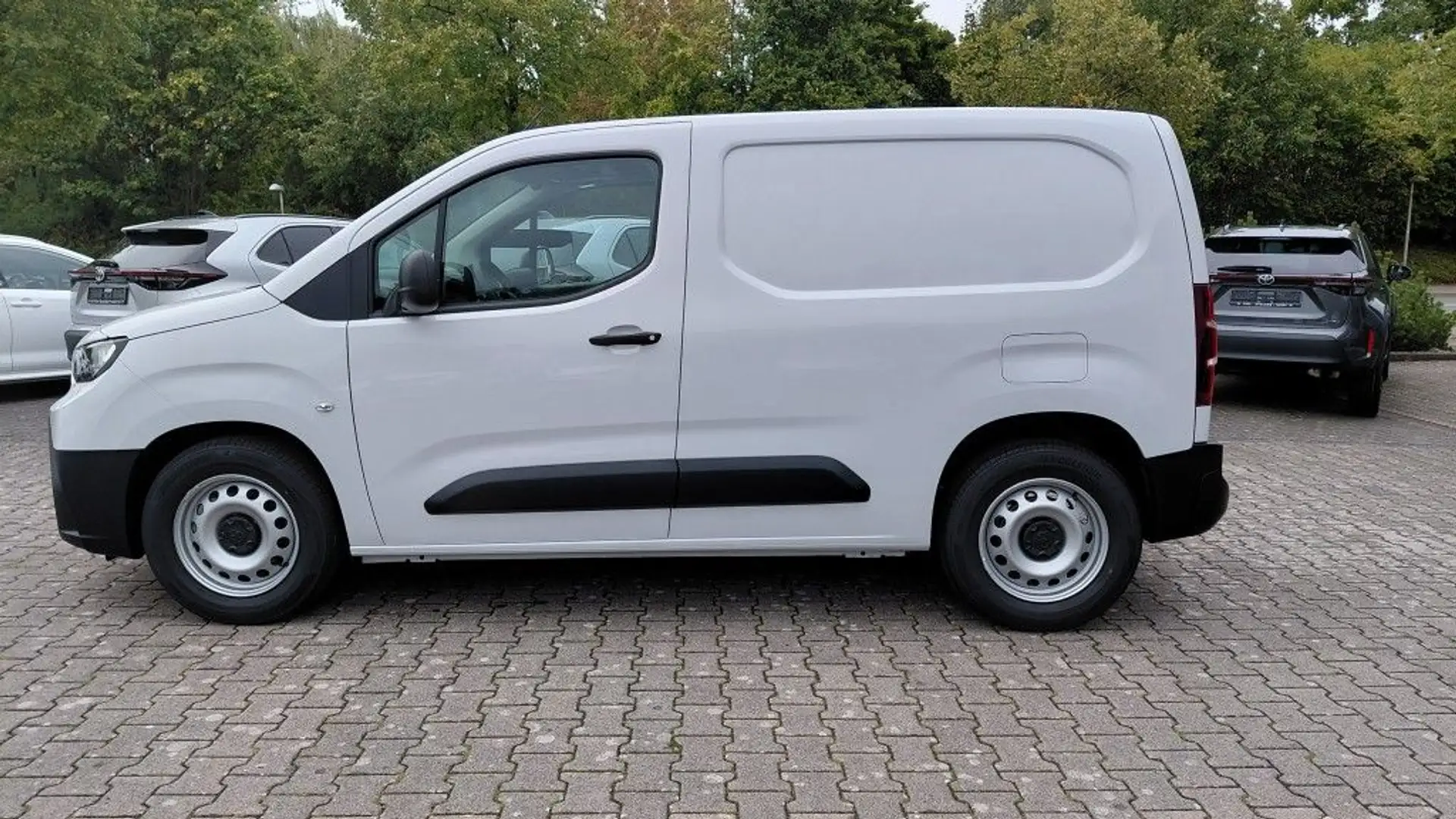 Toyota Proace City Electric (50 kWh) L1 Duty Wit - 2