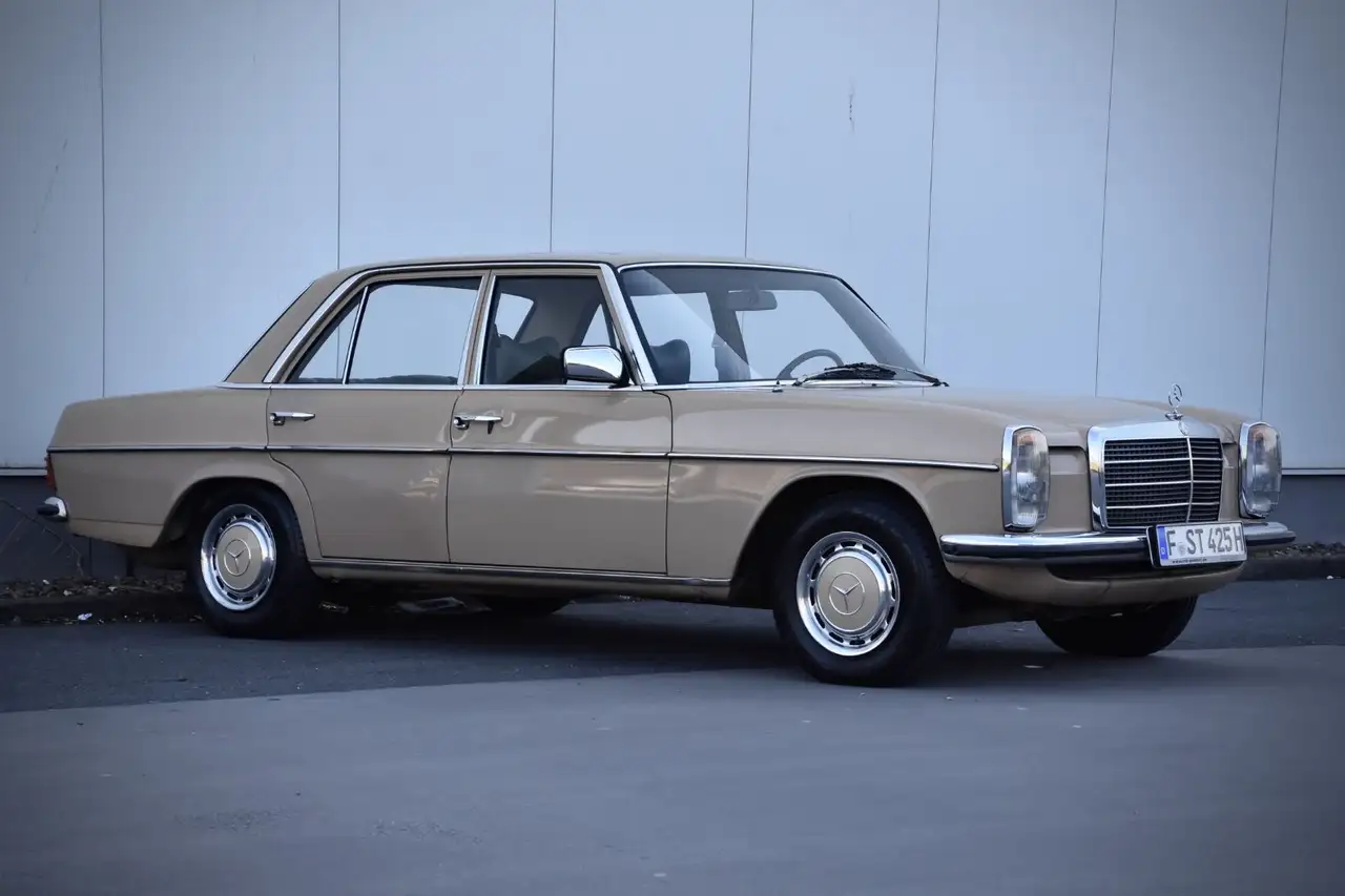 Mercedes-Benz 240 W115 240D Strich 8, foto 3