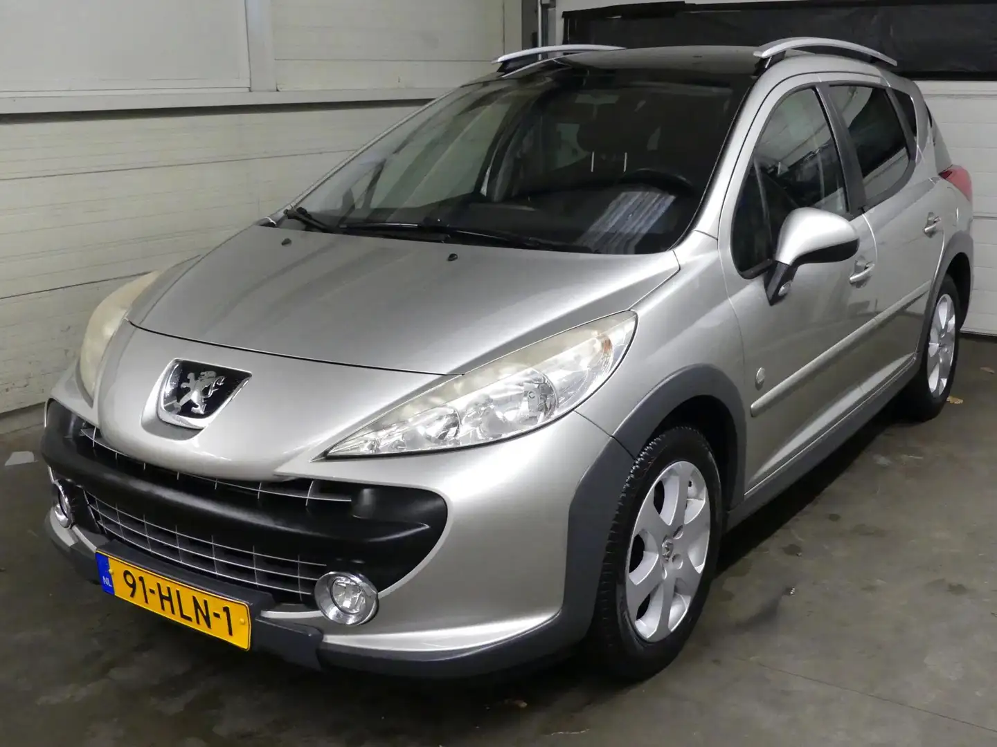 Peugeot 207 SW Outdoor 1.6 VTi XS - Airco - Cruise Control - H Beige - 1