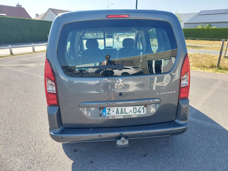 Peugeot Partner lichte vracht — photo 6