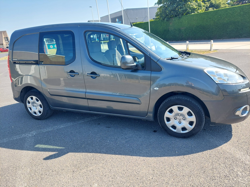 Peugeot Partner lichte vracht — photo 5