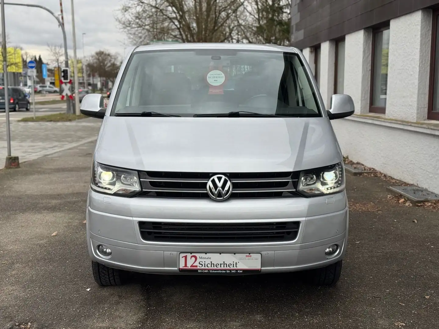 Volkswagen T5 Transporter Bus Mulitvan Match / TÜV NEU Argent - 2
