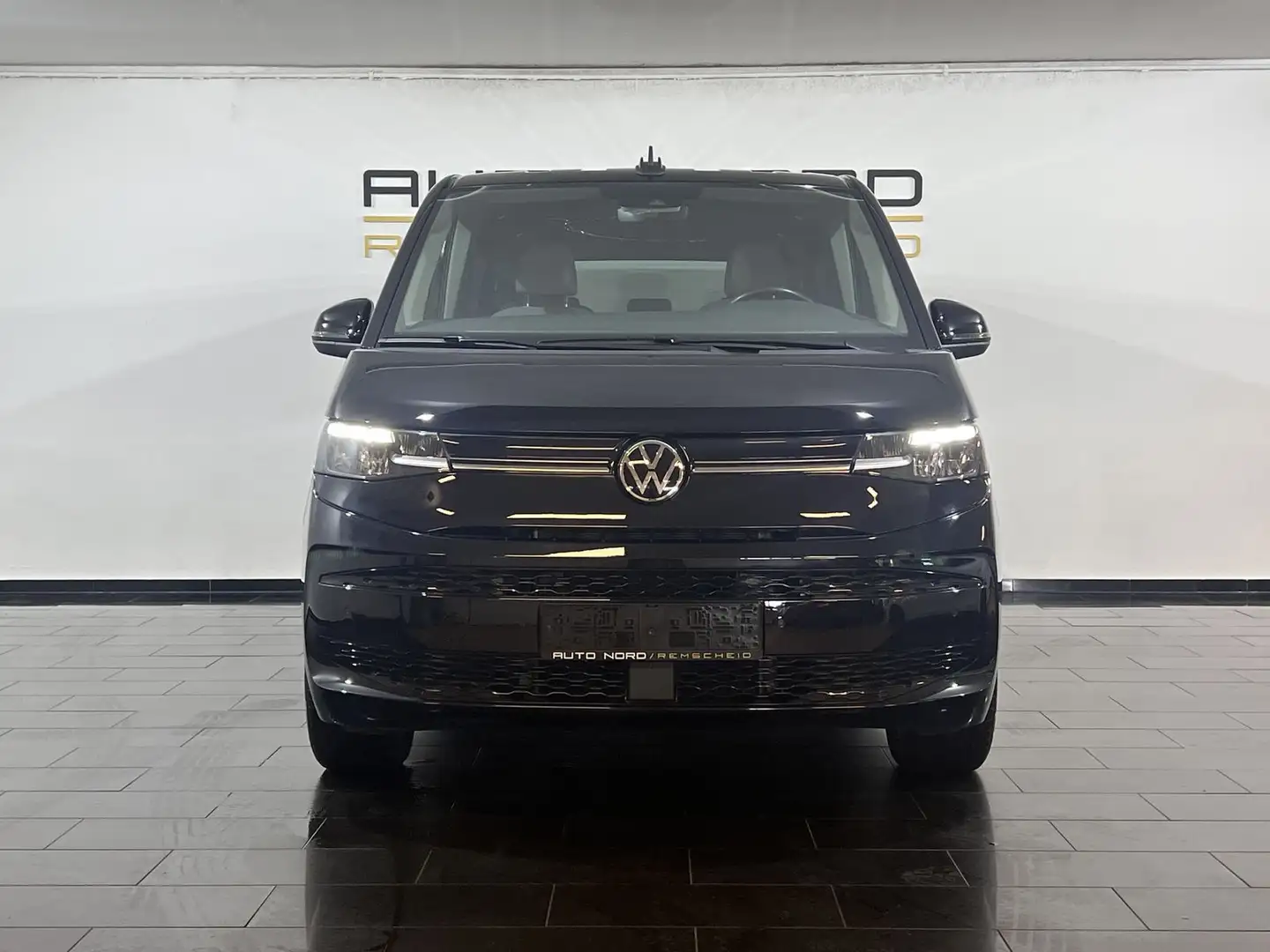 Volkswagen T7 Multivan 1.5 TSI Life* DSG*Schiebetür-beid.* Negro - 2