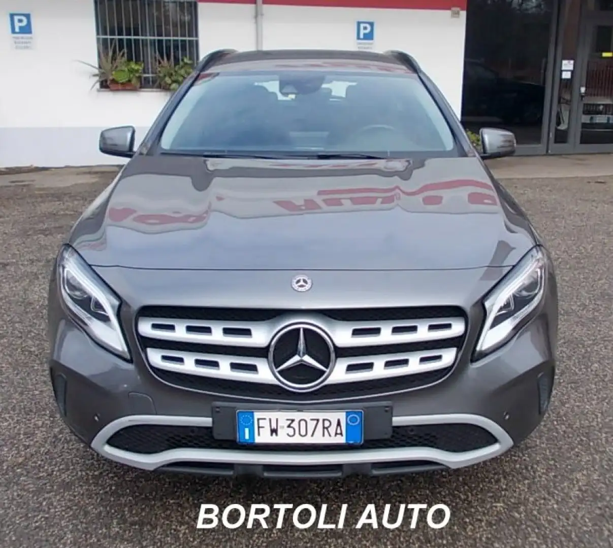 Mercedes-Benz GLA 200 d  55.000 KM AUTOMATICA BUSINESS EXTRA Grigio - 2