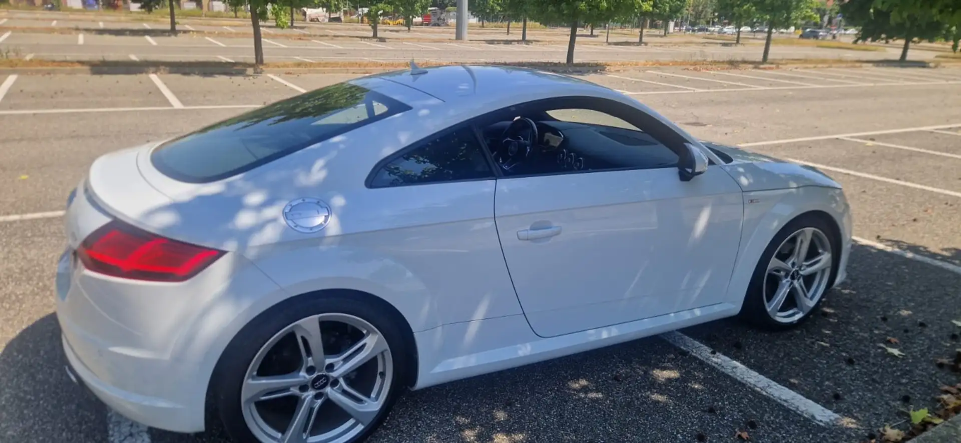 Audi TT TT Coupe 2.0 tdi ultra S line Alb - 2