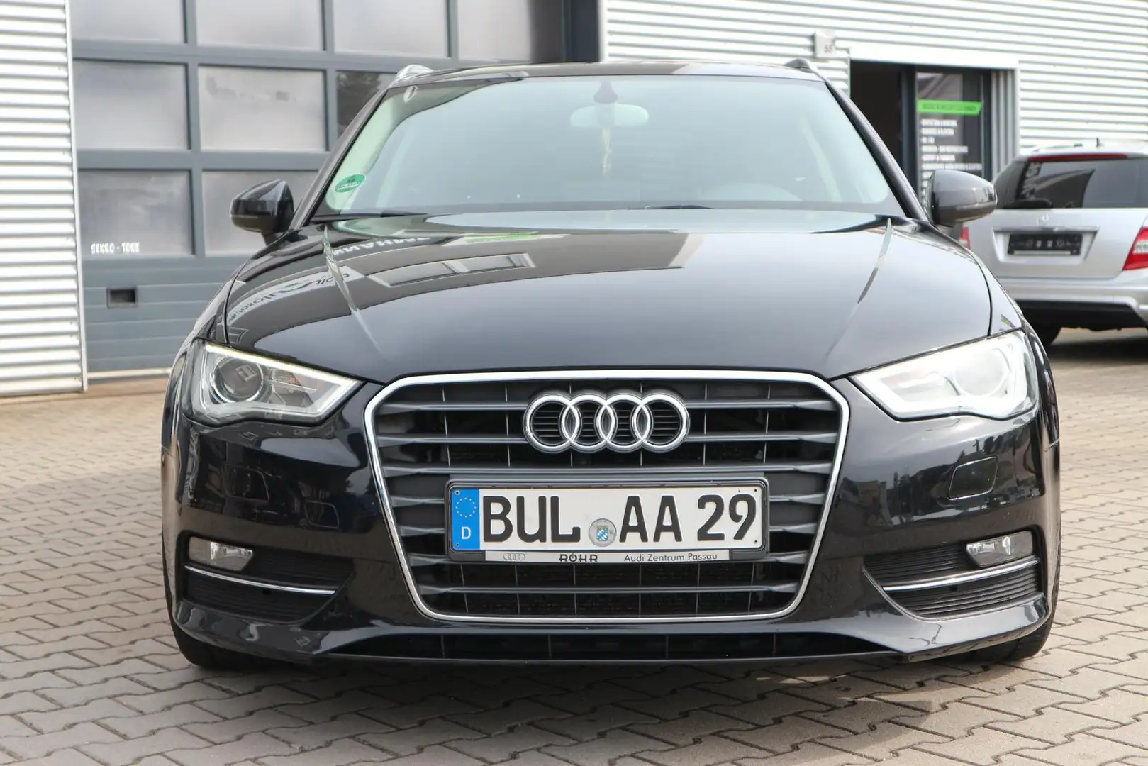 Audi A3 1.4 16V TFSI *XENON*NAVI*MMI PLUS* Negro - 2