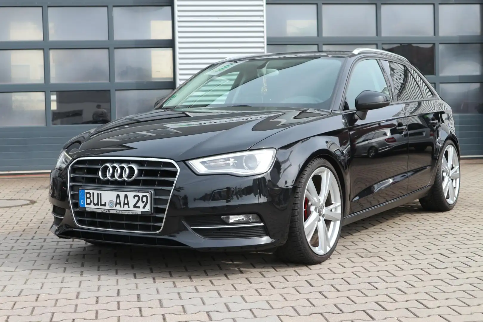 Audi A3 1.4 16V TFSI *XENON*NAVI*MMI PLUS* Negro - 1