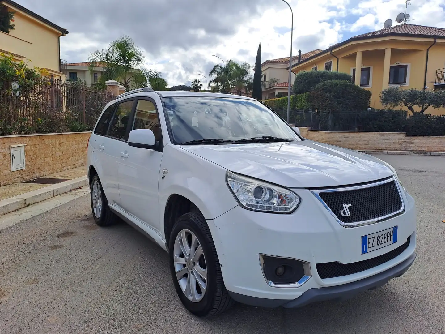 DR Automobiles DR5 DR 5 2013 1.6 Gpl Alb - 1