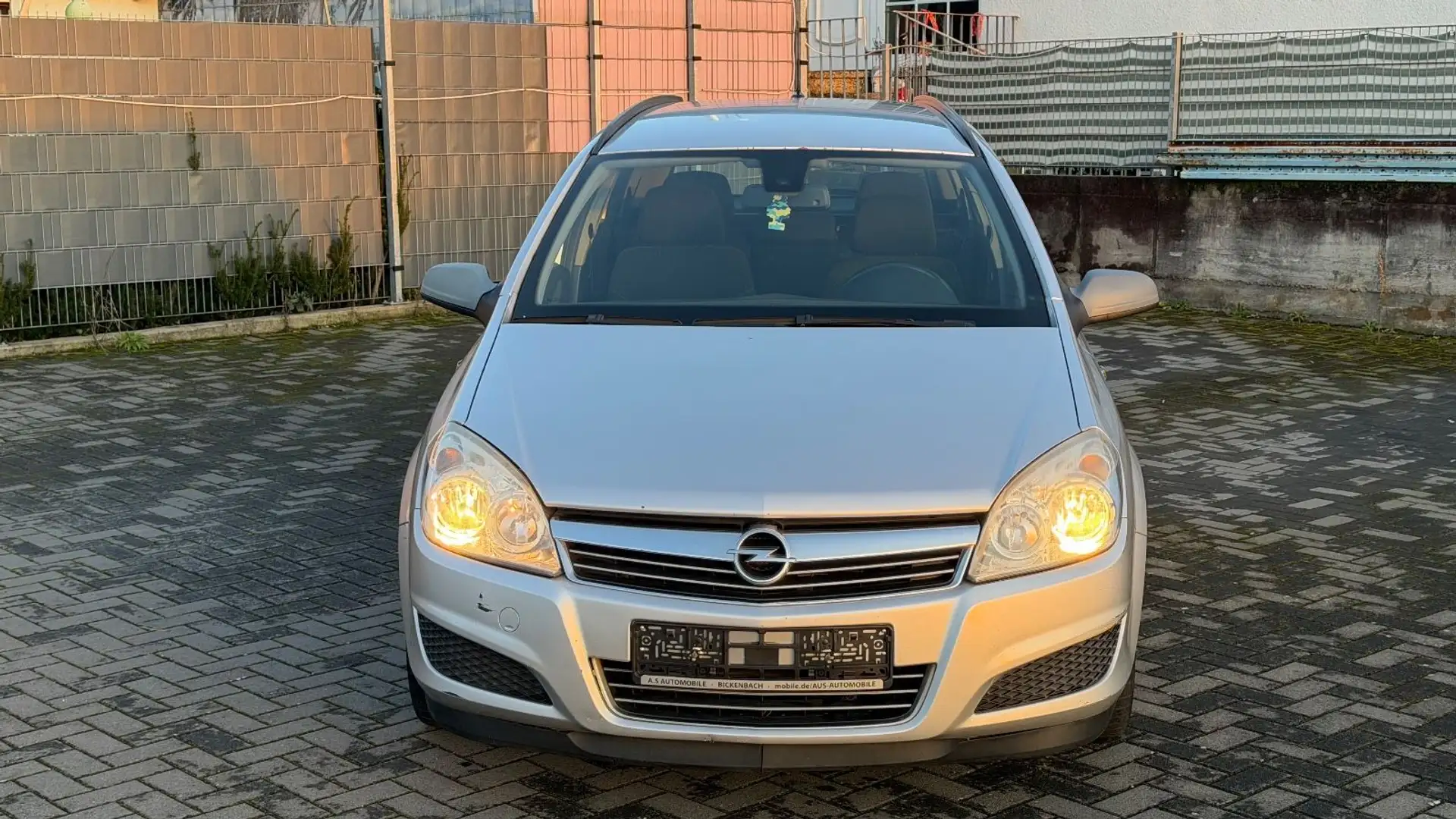 Opel Astra H Caravan Edition 1,7 CDTI *KLIMA*6GANG* Silber - 2