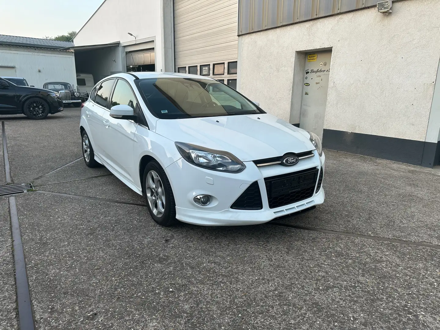 Ford Focus 1.0 EcoBoost Start-Stopp-System Trend Bianco - 1