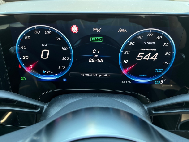 Mercedes-Benz CLA 250 + EQ Adv+*CarPlay*Pano*DISTR*Ambi*KeyGo* — photo 15