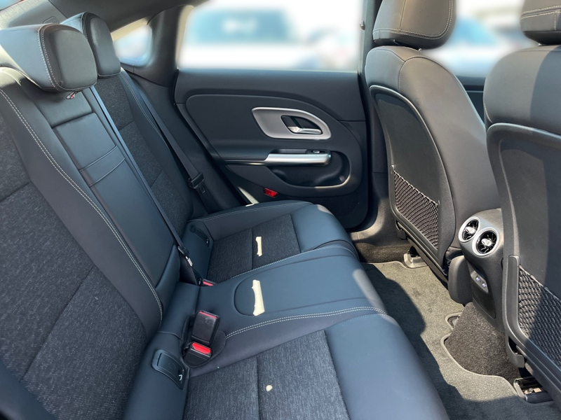 Mercedes-Benz CLA 250 + EQ Adv+*CarPlay*Pano*DISTR*Ambi*KeyGo* — photo 13