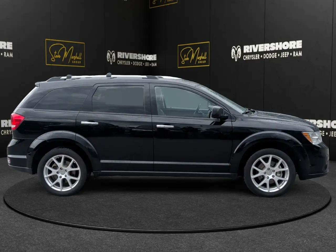Dodge Journey снимка Dodge Journey