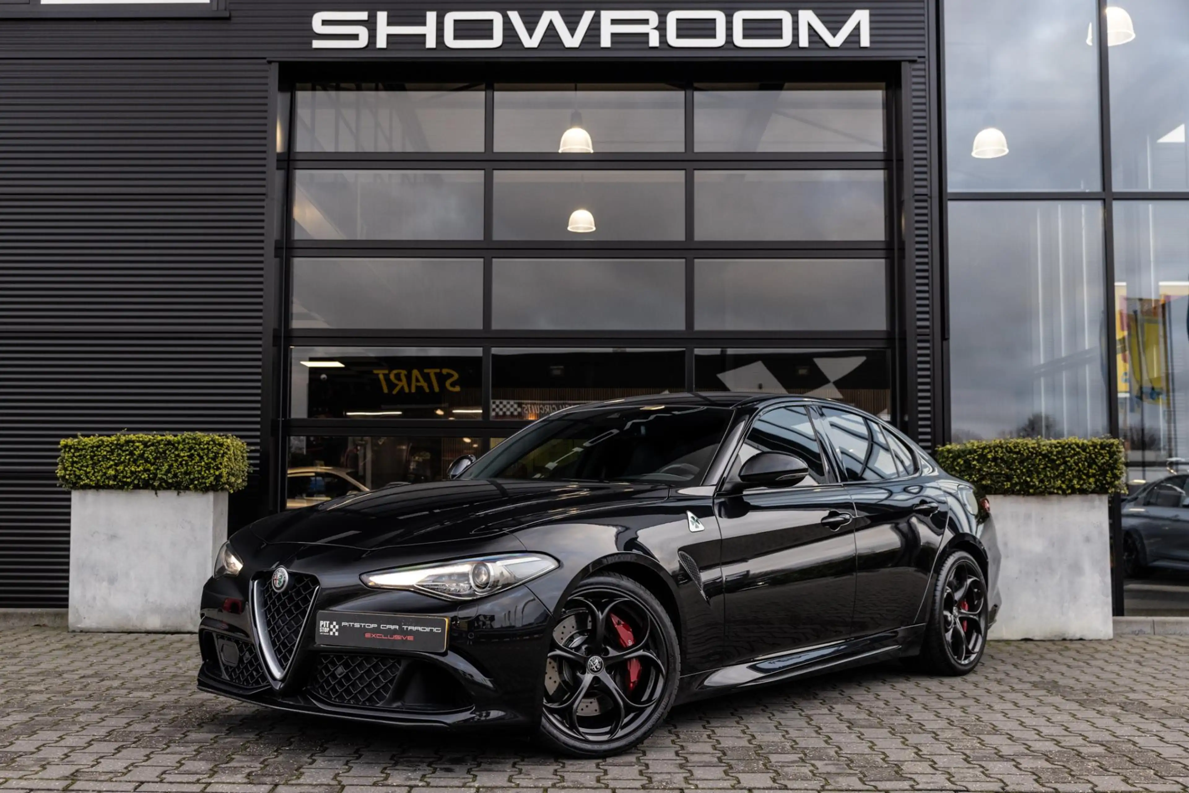 Alfa Romeo Giulia 2.9 V6 Quadrifoglio, 510 PK, Carbon, Camera, Sport — photo 2