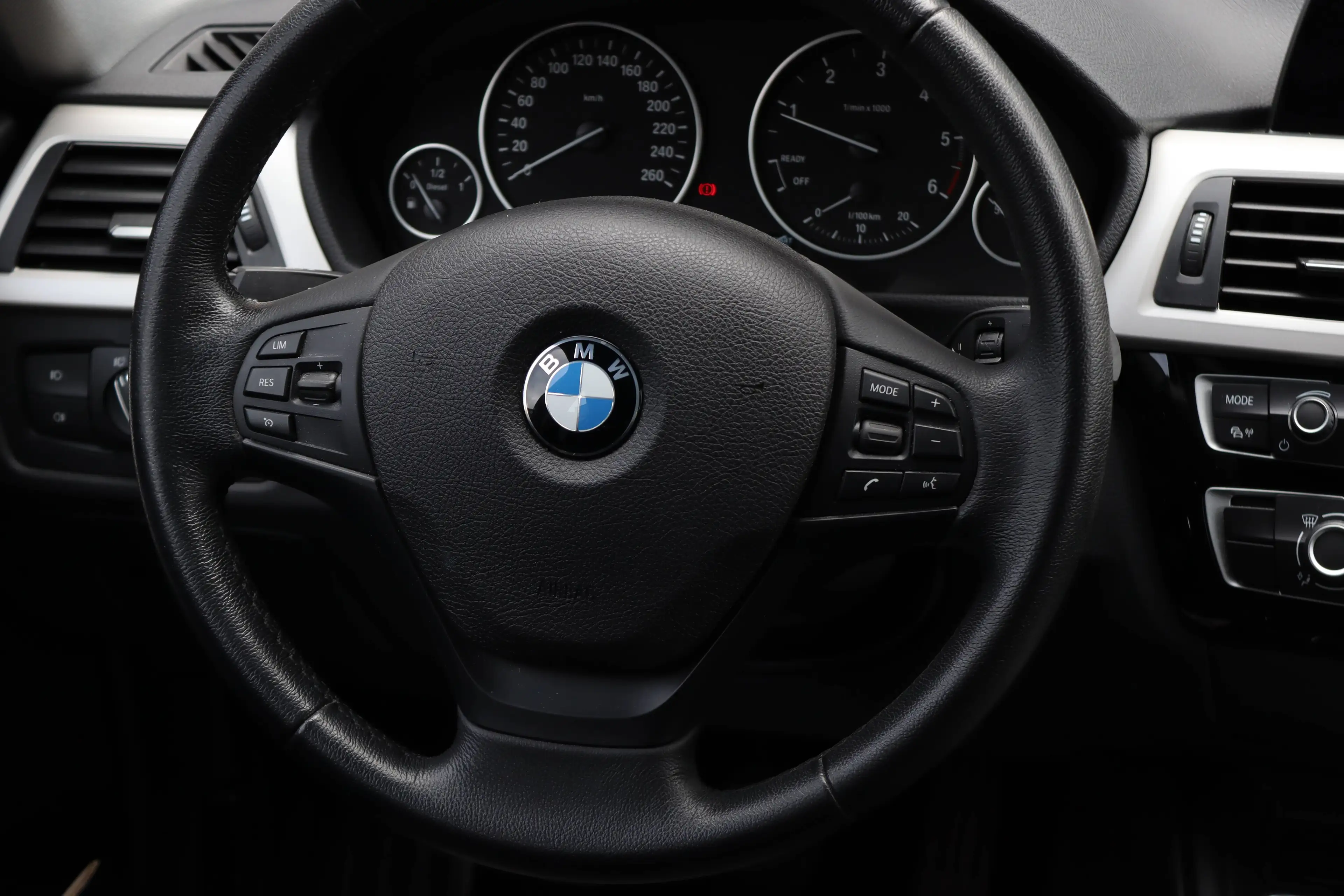BMW 316 316 d Navi CruiseC Leder Airco Garantie* — photo 10
