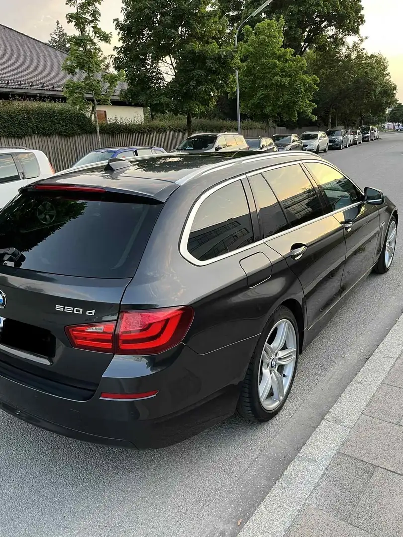 BMW 520 520d Touring Sport-Aut. - 2