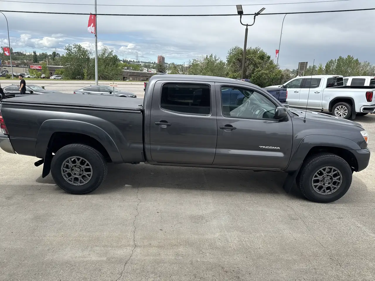 Toyota Tacoma снимка Toyota Tacoma