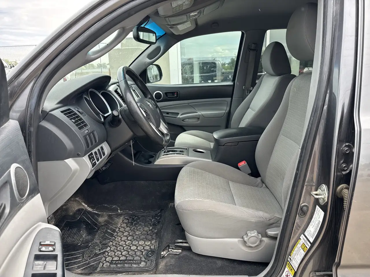 Toyota Tacoma снимка Toyota Tacoma