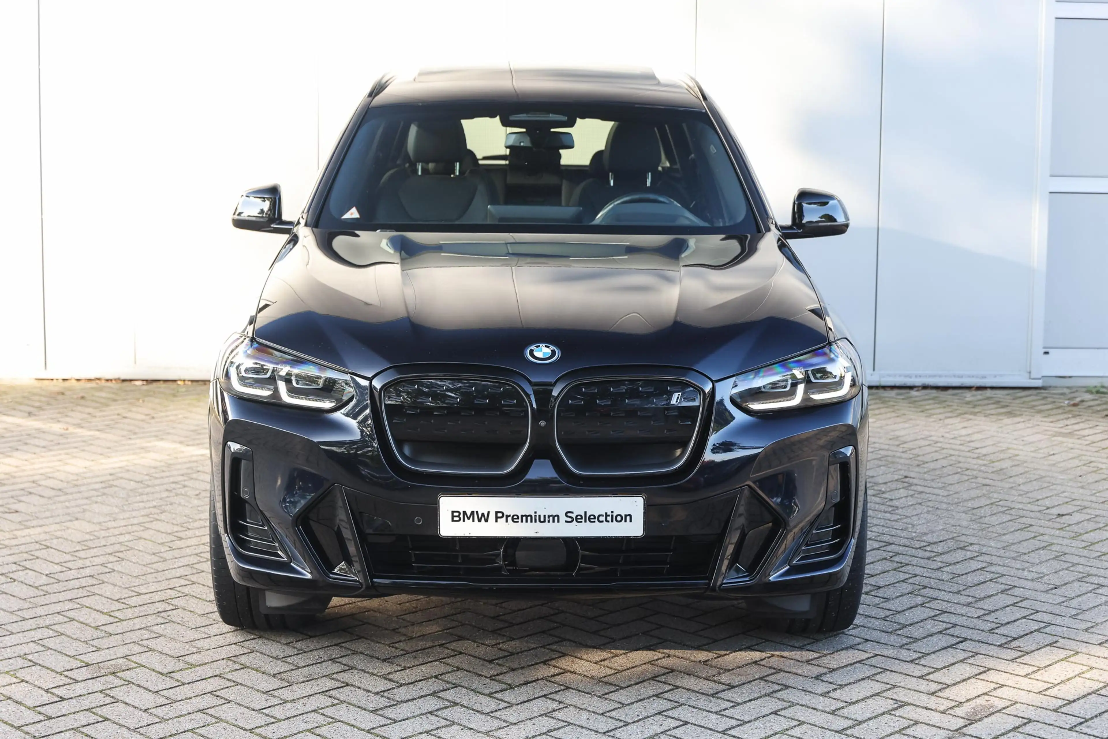 BMW iX3 High Executive / Trekhaak / Sportstoelen / Adaptie — photo 6