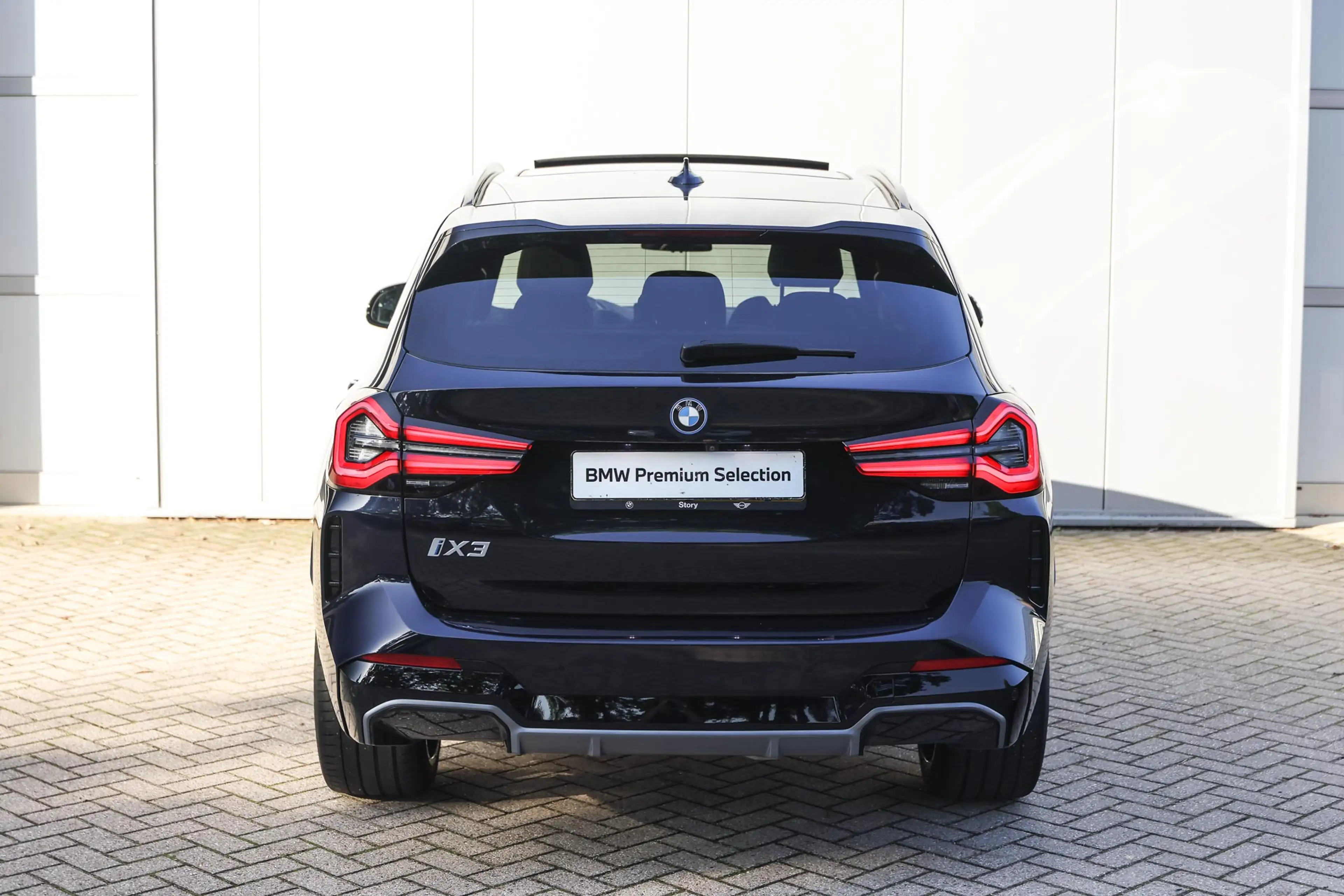 BMW iX3 High Executive / Trekhaak / Sportstoelen / Adaptie — photo 7