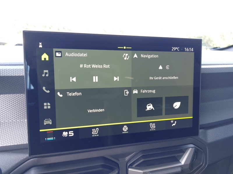Dacia Duster Expression TCe 130 MHEV 4x4 — photo 15